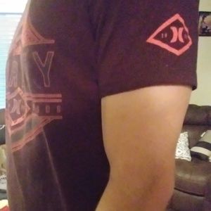 Mens Hurley tee